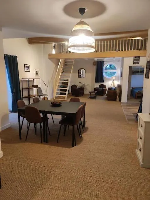 Holiday home Le Relais Des Cigognes Villa Marlieux